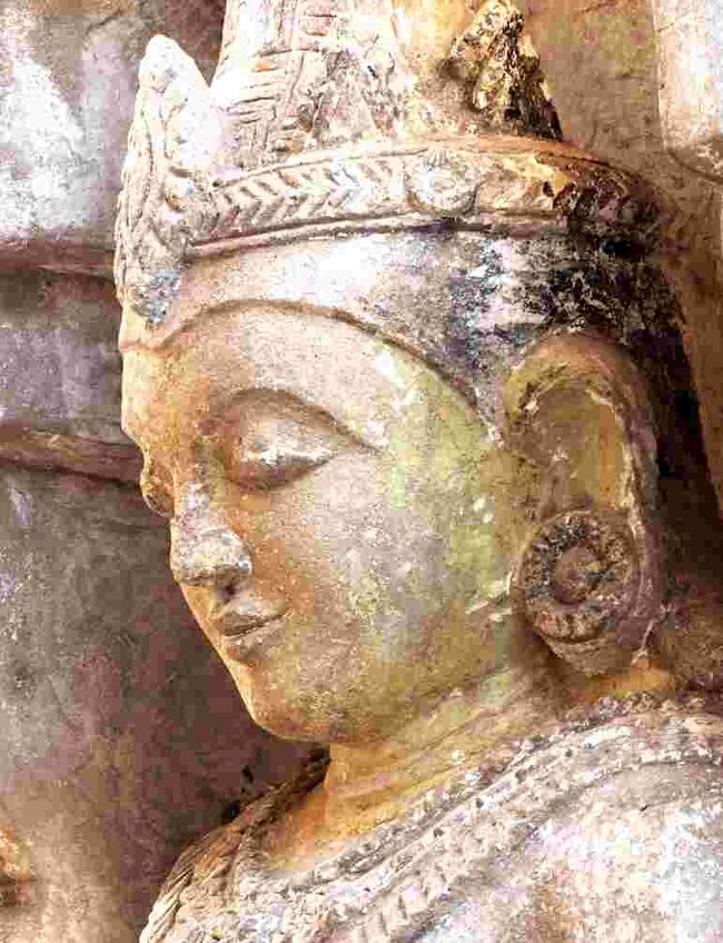 Myanmar  ひとりっぷ　(19 /25)  バガン4　バガン最大にして最も美しいとされるアーナンダー寺院