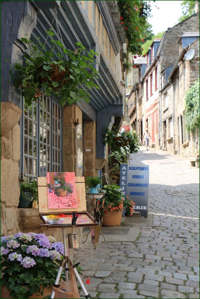 2015 フランス北西部を巡る旅（11）中世の面影を残すブルターニュの町《ディナン》☆Dinan