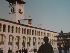 (15)1993年12月ヨルダン・シリアの旅13日間⑨シリア(ダマスカス(市場 国立博物館 ｻﾗﾃﾞｨ-ﾝ廟 ｳﾏｲﾔﾄﾞ･ﾓｽｸ ｱｾﾞﾑﾊﾟｼｬ宮殿 ﾊﾐﾃﾞｨ-ｴｽｰｸ 聖ｱﾅﾆｱ教会(ﾊﾟｳﾛの回心) ﾊﾟｳﾛの門)