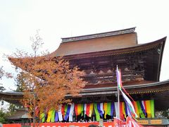 2016年　奈良桜めぐり　吉野山ハイキング　その３　中千本・金峯山寺蔵王堂では花供懺法要会がありました