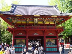 根津神社 ツツジに癒やされるはずが・・