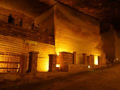 ここは古代の地下宮殿！？　いいえ，栃木の大谷資料館！！