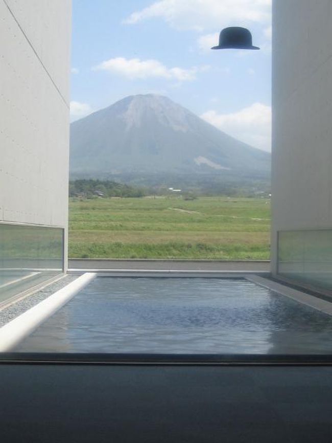 新緑の蒜山高原から蒜山大山スカイラインを走り、鳥取県米子までドライブしました。<br />こんなに天気のいいＧＷは久しぶりの感じで気持ち良く走りました。<br />夜は米子の魚を食べて、温泉に浸かりました。<br />仕事頑張れそうです（＾−＾）