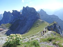 オーストリアのチロル＆エーアヴァルト、ドイツのバイエルンの旅　【６７】　カーヴェンデル山上ハイキング♪