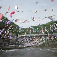 肥後・杖立温泉　昭和の薫りが今も煙る温泉街と鯉のぼり祭り　ぶらぶら歩きの旅－１