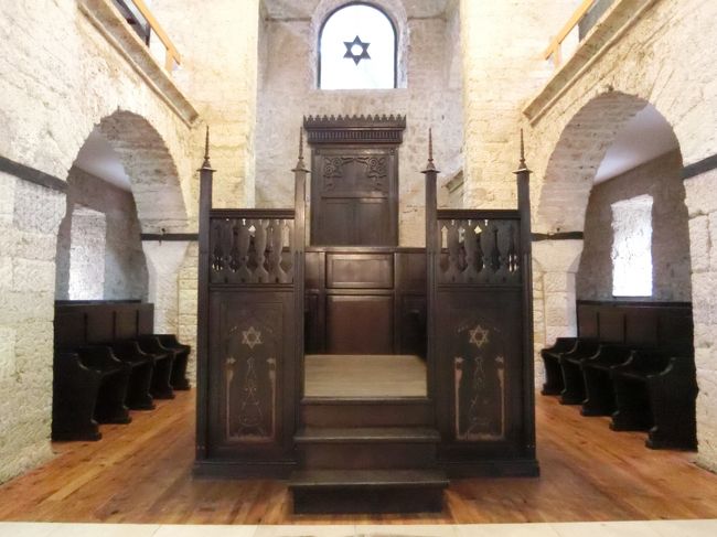 「サラエボ」にある「ユダヤ博物館」は「シナゴーグ（ユダヤ教の会堂）」だった場所に開館した「ユダヤ人の歴史・生活・風習」を紹介した「民俗博物館」です。