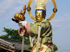 古市古墳群・当麻寺練供養から、御所まち・葛城山・葛城の道の旅（一日目後半）～西方浄土から中将姫を迎えにきた観音菩薩以下２５菩薩の面々。夕陽を浴びてキラキラ輝くさまは、まさにこの世の極楽です～