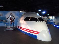 上海へ1★香港出発編　香港航空史の展示　と　東方航空利用　スカイチームラウンジ