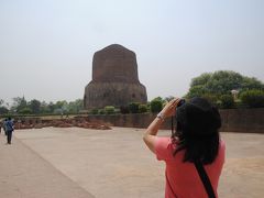 初インドを中国東方航空利用、手配旅行で行ってきました。⑥ヴァラナシその２　仏教文化が華やいだ頃の遺跡が残るサルナートへ。