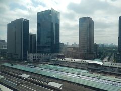 グラントウキョウノースタワー12階からみられる東京駅付近の風景
