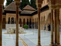 白い街に青い街、コルドバのパティオ祭りにフェズのリアド巡り！雨のアンダルシアとプチ･モロッコ旅④(アルハンブラ宮殿、グラナダ後編）
