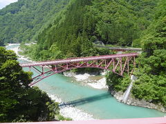 新緑の富山・石川  ①黒部峡谷鉄道のトロッコ