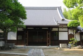 2016春、守山崩れの地・守山城(3/4)：守山城址の周囲の地形、宝勝寺、宝勝寺からの眺望