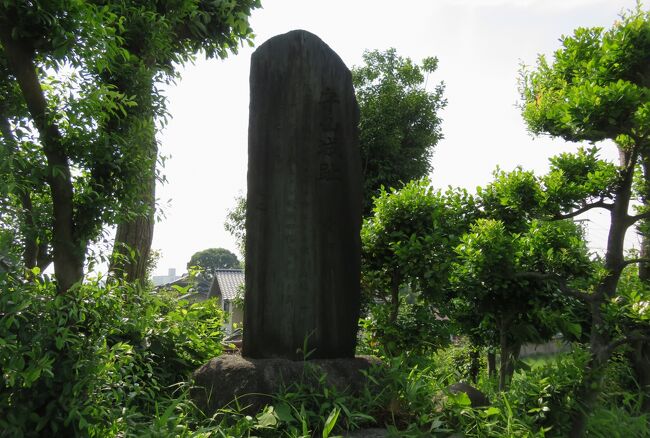 2016春、守山崩れの地・守山城(2/4)：白山神社、守山城址の石碑、堀址