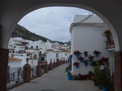 スペインを見て廻る旅～その１１　※アンダルシアを代表する白い村・ミハスへ　o(^-^)o