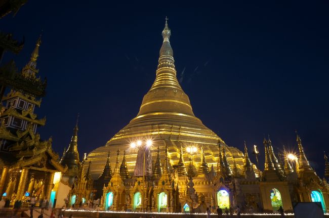 バンコクに長期滞在中の2016年1月、バンコクからミャンマーのヤンゴンへ行って来ました。初めてのミャンマー旅行です。<br /><br />【日程】<br />1月18日：バンコク→ヤンゴン<br />1月18日〜1月22日：ヤンゴン滞在<br />1月22日：ヤンゴン→バンコク<br />