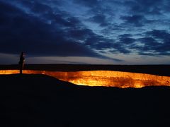 女一人で地獄の門へ（ガイド、ドライバー個人手配）