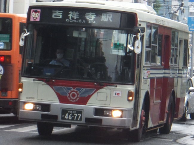 東京で最期の１台となった３ドアのバスに乗りました。<br />以前（２０１４年５月）に乗った時、廃車の噂があった型のバスでしたが、２０１６年６月現在でも現役で走っていました。