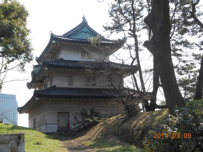 お城や史跡が大好きな私。<br />今回は江戸城登城３回目にして初めての東御苑散策！<br />念願の天守台を拝むことができました。<br />東御苑のあとに昭和館にも立ち寄りました。<br />江戸城は、日本１００名城に選ばれています♪