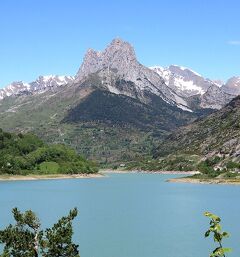 団塊夫婦のスペイン旅行(2016ハイライト)ーピレネードライブ２・花いっぱいのポルタレ峠を越えてフランスへ