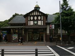 大人の休日に　　　ＪＲ原宿駅　から　明治神宮へ　巡って来ました