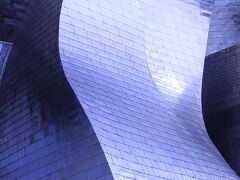 新旧の建築が交錯する街  - Bilbao  