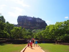 インド洋の真珠スリランカ　世界遺産シーギリヤ・アーユルヴェーダ・宝石探しの旅　Day2