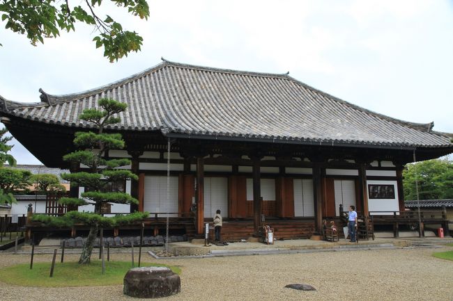 法華寺の秘仏十一面観音菩薩像がご開帳されていますので、拝観しました。その後十一面観音菩薩拝観に大安寺、法輪寺を参拝しました<br /><br />法華寺　本堂　<br />中宮寺、圓照寺とともに大和三門跡寺院に数えられるひんかくのある尼寺で、光明皇后のお姿を写したと伝えられる本尊の十一面観音立像（国宝）が安置されています。<br />