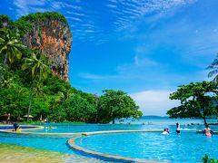 船でしか辿り着けない！秘境リゾート「ラヤバディ」タイ クラビ旅行記②お部屋・ビーチ・プール（2016年夏）