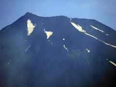 朝の三島の散歩道　初夏の富士山　竹沢園芸種苗　三島市佐野体験農園　３条の畝立て　スイカ・カボチャ・キュウリ・ピーマン・トマト・オクラ・安納芋・紅あずまの植付け