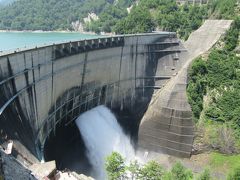 立山黒部アルペンルートを歩く (その7 黒部湖・黒部ダム)