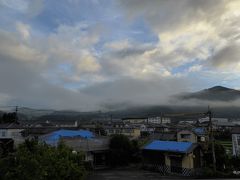 ＷＴ信の湯布院療養日誌：7月4日（月）朝の温泉から噴き出す霧雲の光景