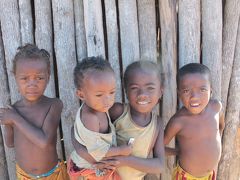 マダガスカル新婚旅行　キリンディー森林保護区へ