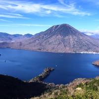 中禅寺湖_Chuzenji Ko　海抜1,269mの自然湖！紅葉も雪景色も美しい日光の自然