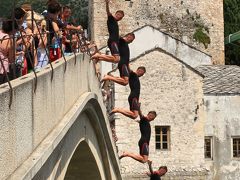 少しだけボスニア・ヘルツェゴビナに立ち寄る。/　モスタルのスタリ・モスト（Stari Most、Mostar、Bosnia and Herzegovina)