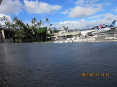 ホノルル空港(現Daniel K. Inouye International Airport））