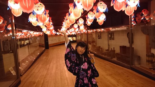 いよいよ新幹線が北海道にやってきました〜♪<br />毎年夏は函館に帰省するのでそのついでに義父母も連れて青森へ〜<br />のつもりでしたが、体調に不安があるとのことで義父母はキャンセル。<br />親子3人での旅となりました。<br />東北は新婚旅行で行った思い出の地。<br />新婚旅行は函館からフェリーで私の1台目の愛車スターレットちゃんと。<br />今回は新幹線&レンタカー。しかし、新函館北斗⇔新青森と言えばほとんどトンネル。<br />家族旅行ならフェリーの方が楽しいかも〜と思ったびーままでした。<br /><br />お宿は冬のトマムに引き続き星野リゾートさんの青森屋です。<br />
