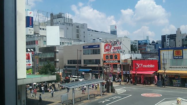 ご覧戴きましてありがとうございます。<br /> 2016年8月6日・8月7日の土日の2日間、青春18きっぷと新幹線を組み合わせて仙台七夕まつりと山形花笠まつりを観覧してきました。<br /> 期間中の主な行程は以下のとおりです。<br />◎8月6日 浜松駅→快速・普通を乗り継ぐ→大宮駅→12時46分発はやぶさ19号を利用→仙台駅→仙台七夕まつり観覧→仙台駅→仙山線で山形市内へ移動→山形花笠まつり観覧→山形市内(泊)<br />◎8月7日 山形駅→奥羽本線の普通列車利用→福島駅→9時16分発つばさ128号東京行きで郡山駅で移動→郡山駅→快速・普通列車を乗り継ぐ→藤沢駅→小田急江ノ島線利用→江ノ島付近散策→小田急江ノ島線→藤沢駅→快速・普通列車で移動→三島駅→新幹線→浜松駅<br /> そのうち今回は6日の行程のうち自宅の最寄駅である浜松駅から仙台七夕まつりの最寄駅である仙台駅までの道中の様子を紹介します。<br /> なお今回は仙台までの行路が中心の為、ほとんどが列車関係の写真になりますので、あらかじめご了承ください。<br /><br /><br />