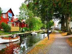 夏の終わりの北欧ファンタジー♪スウェーデン一人旅Vo.2ファールンレッドが華やぎを添える水辺のメルヘンタウン”トローサ”