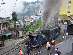 ダージリンヒマラヤ鉄道ＳＬを追っかけろ！