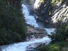 ホーエタウエルン国立公園ハイキング　1日目／６　マトライまで乗り継いで、滝巡り