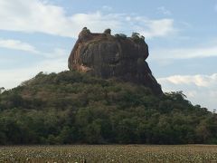 ２泊５日 ☆ リュック一つで行く光り輝く島・スリランカ ＆ 乗り継ぎついでにマレーシア・プトラジャヤ