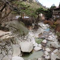 湯の山温泉_Yunoyama Onsen　関西の奥座敷！鹿と折鶴の伝説を持つ温泉地