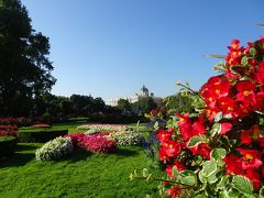 中欧４カ国９日間 Vol.6＜ウイーン　（花の美しいフォルクスガーデン・世界一美しい図書館「プルンクザール」→ヴラチスラバ（スロヴァキア）＞