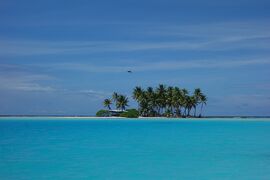 タヒチでCカード取得 【その9】 "ランギロア" の "ブルーラグーン" で無人島へ。これが、ブルーラグーンの "ブルー"！