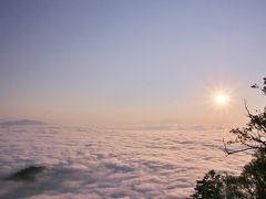 絶景と食を求めて夏の道東めぐり　（3）津別峠の雲海にさくらの滝のマスの遡上、神の子池、阿寒湖そして秘境チミケップホテル