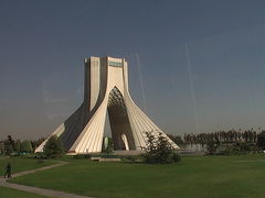 (23)2006年9月イランの旅8日間⑤テヘラン（ｲﾗﾝ考古学博物館 中央銀行の宝石博物館 ｻｰﾀﾞﾊﾞｰﾄﾞ宮殿) 帰国
