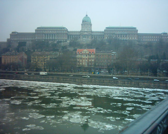 美しく青きドナウへ（2）：ブダ地区を歩け歩け