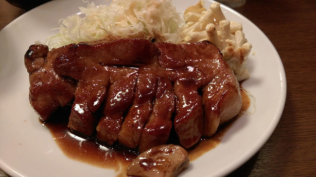 僕の日常です(笑)。<br />最近、外食が増えまして…。<br />スマホで撮ったメモ程度の寄せ集めです。<br /><br /><br />過去の大阪市旅行記<br /><br />関西散歩記~2016 大阪・大阪市編~<br />http://4travel.jp/travelogue/11156457<br /><br />関西散歩記~2011 大阪・大阪市編~<br />http://4travel.jp/travelogue/10655052<br /><br />関西散歩記~2010 大阪・大阪市編~<br />http://4travel.jp/travelogue/10535334<br /><br /><br />大阪まとめ旅行記<br /><br />My Favorite 大阪 VOL.3<br />http://4travel.jp/travelogue/11152287<br /><br />My Favorite 大阪 VOL.2<br />http://4travel.jp/travelogue/11036195<br /><br />My Favorite 大阪 VOL.1<br />http://4travel.jp/travelogue/10962773<br />