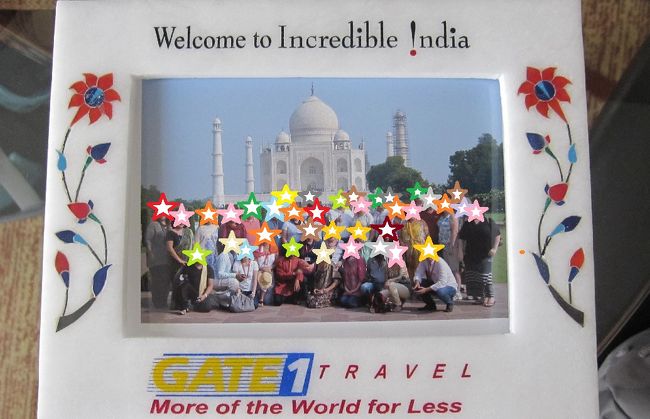 初インドは北インドのゴールデントライアングルを旅しました。インドは広くて移動も自分で手配するのは大変そうだし、滞在できる日数も限られているので、今回は7泊９日のパックツアーを利用しました。私は夫が米国人で普段アメリカに住んでいるので利用したのはアメリカの旅行会社のツアーです